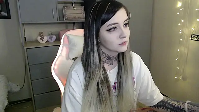 Rin Tozier online show from 03/24/26, 01:10