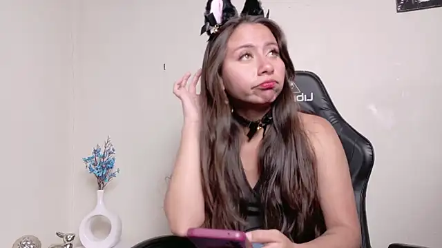 Mei hells online show from 04/17/26, 01:30