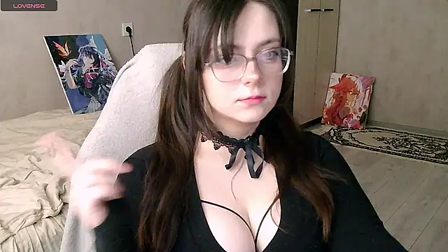 StayWithYuki online show from 02/21/26, 07:20