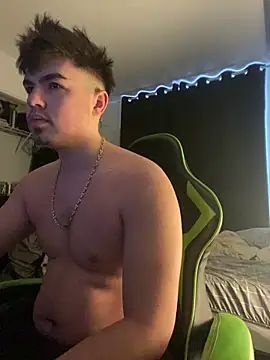 Snapshot of samybigcock2983 chatting on 02/17/26, 09:32 samybigcock2983 online show from 02/17/26, 09:32