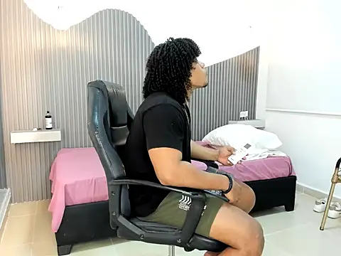 Rose blonde   online show from 05/09/26, 02:39