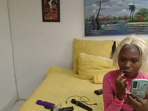 Snapshot of MissRedHotRaven chatting on 02/10/26, 11:42 MissRedHotRaven online show from 02/10/26, 11:42