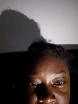 Snapshot of anghelina2000 chatting on 02/13/26, 02:07 anghelina2000 online show from 02/13/26, 02:07