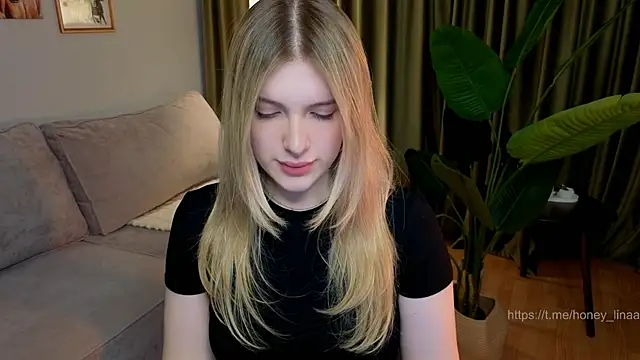 honey kors online show from 04/20/26, 03:48