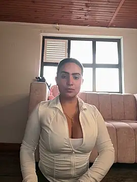 Miilana  online show from 03/17/26, 08:56