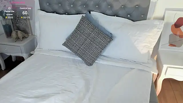 Aisha Haddad online show from 03/05/26, 02:24