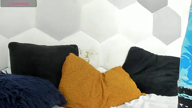 Snapshot of Davi_Ponce chatting on 02/20/26, 03:36 Davi Ponce online show from 02/20/26, 03:36