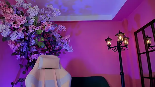 Snapshot of SinLickerr chatting on 02/19/26, 08:27 SinLickerr online show from 02/19/26, 08:27