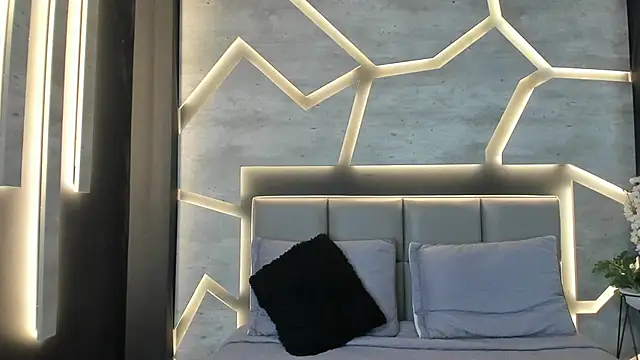 Snapshot of SinLickerr chatting on 02/20/26, 08:09 SinLickerr online show from 02/20/26, 08:09