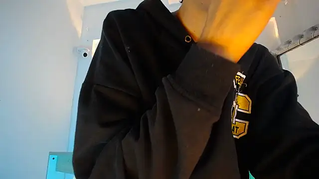 jullian ricci online show from 04/06/26, 08:43