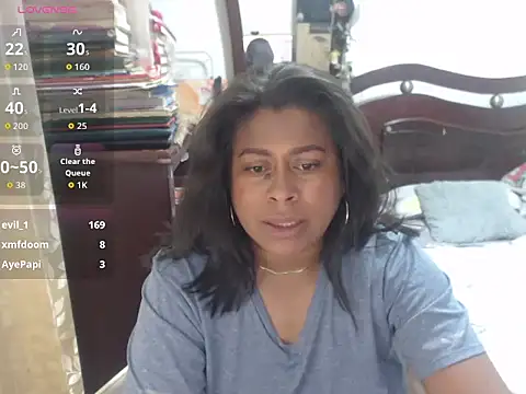 Snapshot of Caprichosa-39 chatting on 02/25/26, 06:12 Caprichosa-39 online show from 02/25/26, 06:12