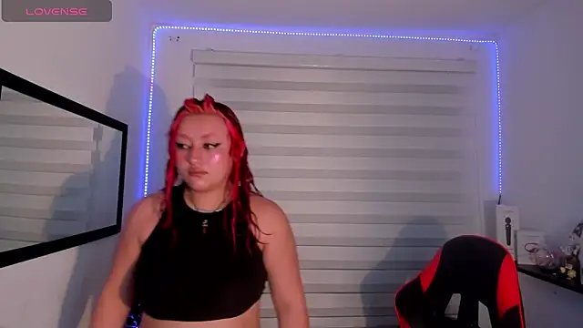 Emily Jonesh online show from 04/15/26, 12:23