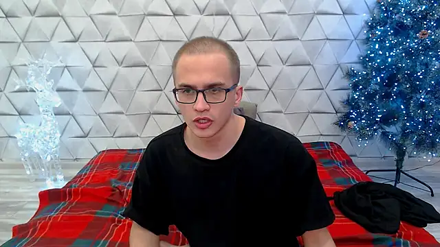 Pure Aura online show from 02/24/26, 09:35