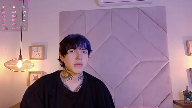 Sateh and Hikary online show from 03/23/26, 08:24