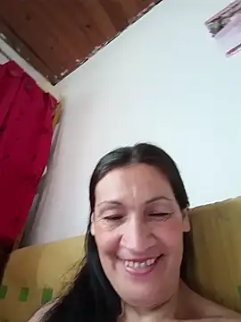 Layla Zaid online show from 03/18/26, 04:21