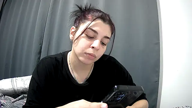 violetazein7 online show from 05/15/26, 10:50