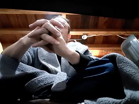 Snapshot of ShadowLove85 chatting on 02/16/26, 12:51 ShadowLove85 online show from 02/16/26, 12:51