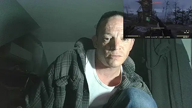 Snapshot of ShadowLove85 chatting on 05/02/26, 01:10 ShadowLove85 online show from 05/02/26, 01:10
