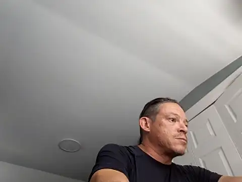 ShadowLove85 online show from 06/17/26, 04:41