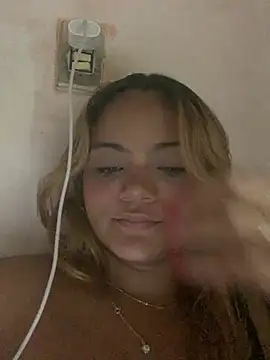 ayla0881 online show from 02/21/26, 06:53