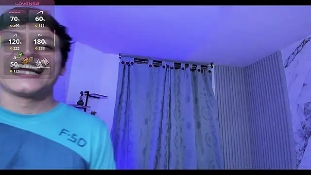 RaiderandRoxie1 online show from 04/22/26, 12:13