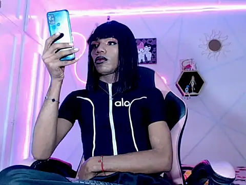 Violeta R  online show from 02/22/26, 09:52