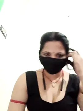 karishma Bhabhi online show from 04/11/26, 08:02