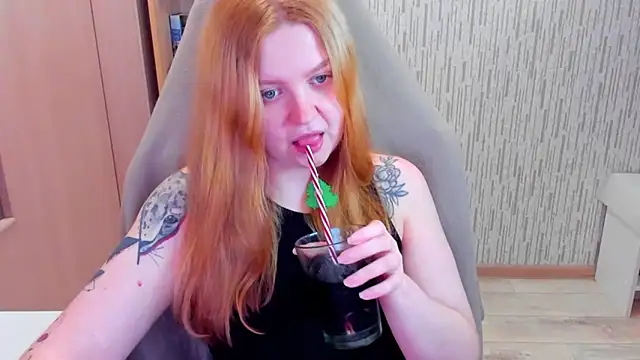 AnitaXVine online show from 04/14/26, 07:31