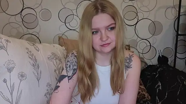 Snapshot of AnitaXVine chatting on 06/01/26, 06:53 AnitaXVine online show from 06/01/26, 06:53