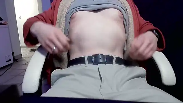 Snapshot of YouAndMe-forever chatting on 02/16/26, 11:45 YouAndMe-forever online show from 02/16/26, 11:45