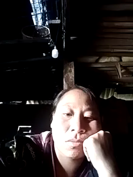 Snapshot of plump-bums chatting on 02/25/26, 06:34 plump-bums online show from 02/25/26, 06:34