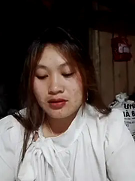 bany-lee online show from 04/22/26, 01:34