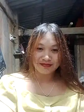 Snapshot of bany-lee chatting on 05/02/26, 12:54 bany-lee online show from 05/02/26, 12:54