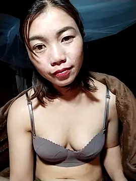 Snapshot of lovely-742 chatting on 02/14/26, 02:41 lovely-742 online show from 02/14/26, 02:41