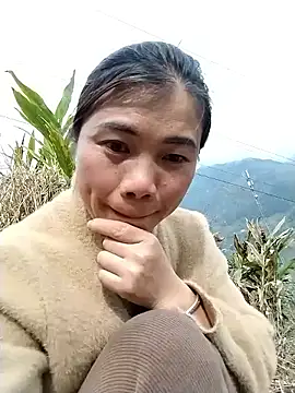 Snapshot of lovely-742 chatting on 02/24/26, 02:20 lovely-742 online show from 02/24/26, 02:20