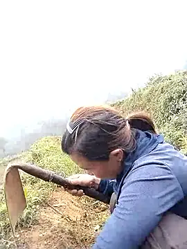 lovely-742 online show from 04/24/26, 01:30