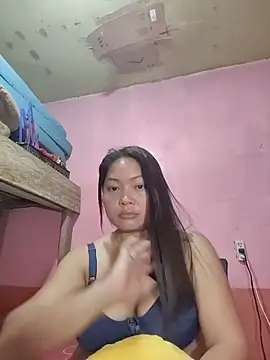 Snapshot of sweety_pie18 chatting on 02/14/26, 01:19 sweety pie18 online show from 02/14/26, 01:19