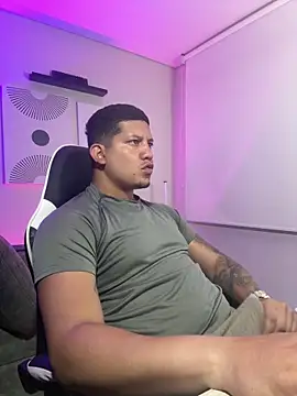  robertobaggioo online show from 04/29/26, 12:53