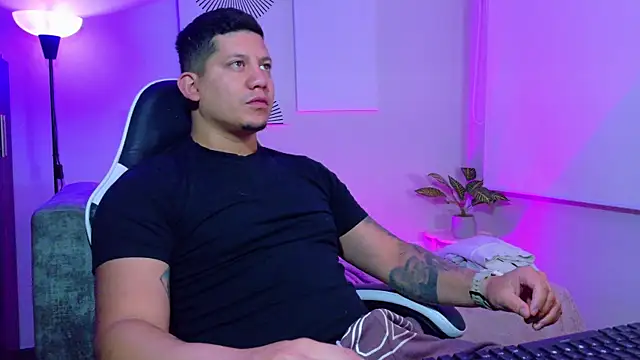  robertobaggioo online show from 07/25/26, 12:25