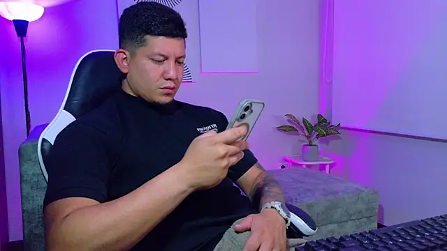  robertobaggioo online show from 08/07/26, 05:42
