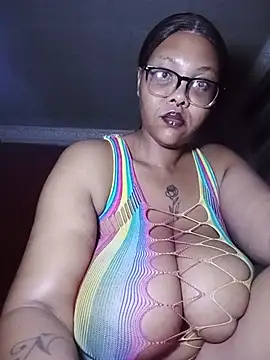 ShantelBootyBoobs online show from 06/24/26, 09:03