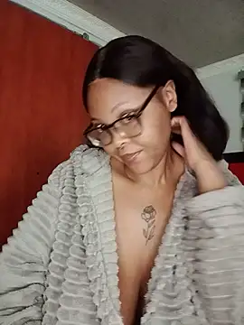 ShantelBootyBoobs online show from 07/10/26, 06:28