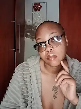 ShantelBootyBoobs online show from 07/16/26, 08:09