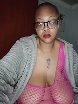 ShantelBootyBoobs online show from 07/18/26, 07:01