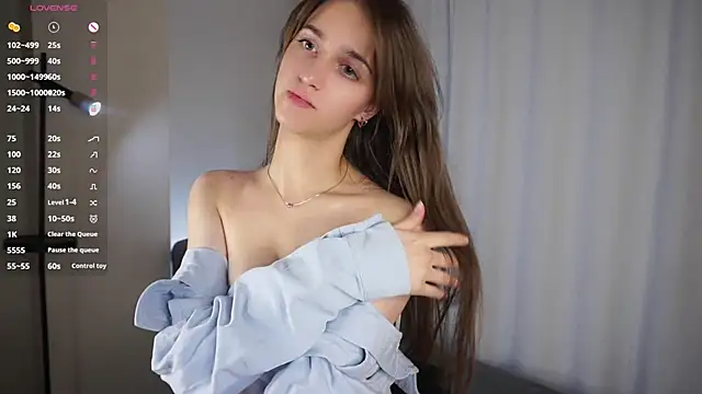 ClarineCasebolt online show from 04/14/26, 03:12