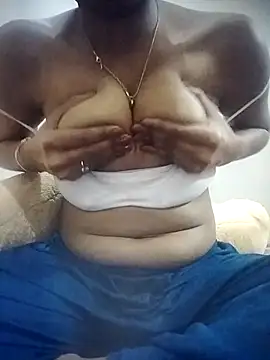 Snapshot of RUHI-24 chatting on 02/25/26, 07:45 RUHI-24 online show from 02/25/26, 07:45