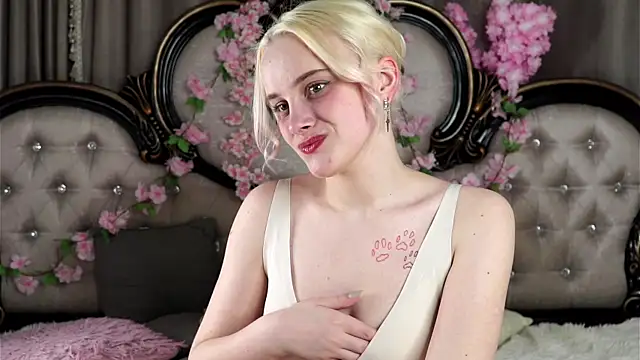 KirstinMcgeady online show from 03/28/26, 11:21