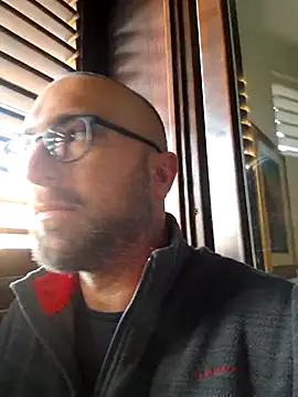 Snapshot of cetriolino chatting on 02/13/26, 06:31 cetriolino online show from 02/13/26, 06:31