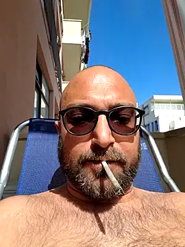 cetriolino online show from 04/18/26, 01:37