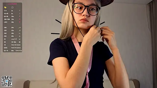 BeatrisRosel online show from 03/18/26, 06:33